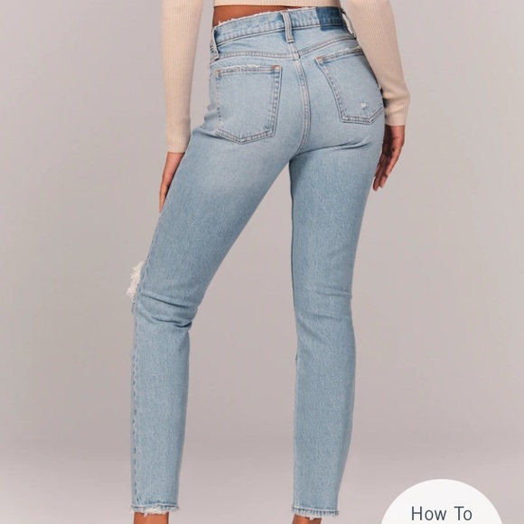 Abercrombie High Rise Mom Jeans - Picture 3 of 8